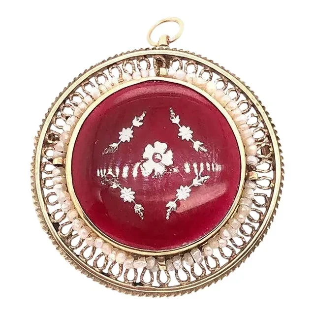 14 Karat Contemporary Brooch and Pendant With Pearls