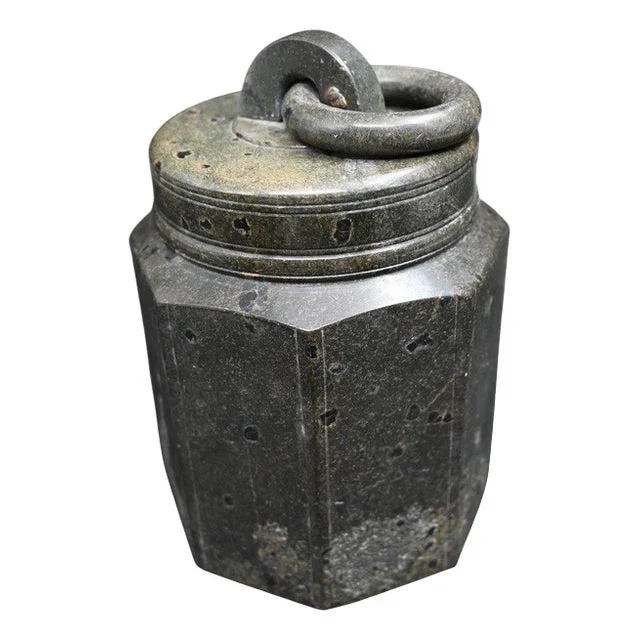 17th Century Baroque Cornish Serpentine Stone Jar with Lid