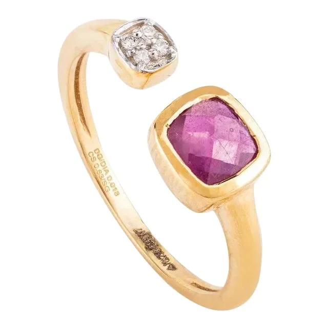 18 Karat Yellow Gold Ruby Diamond Open Ring Size 3.5
