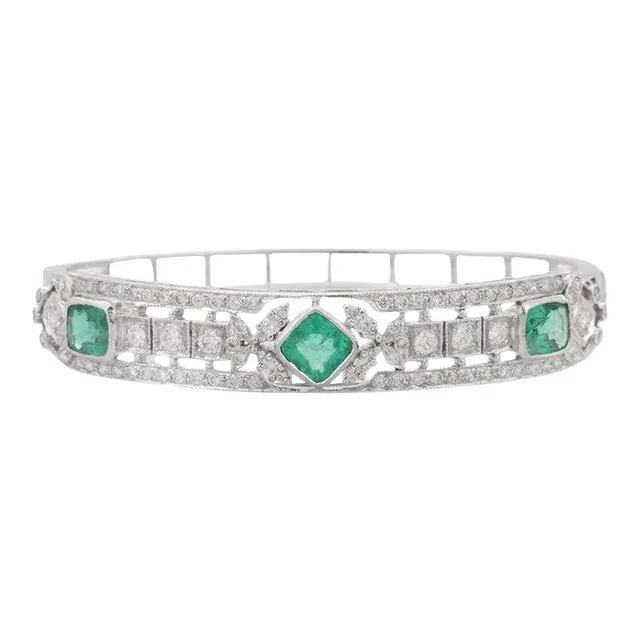 18k Solid White Gold Cushion Cut Emerald Cluster Diamond Bangle Bracelet