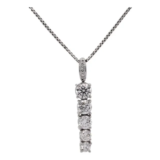 18k White Gold Lab Grown Diamond Graduated Single Line Pendant Necklace