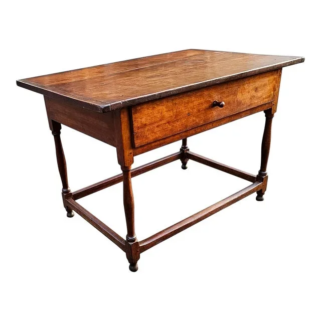 18th Century American Walnut Stretcher-Base Tavern Table