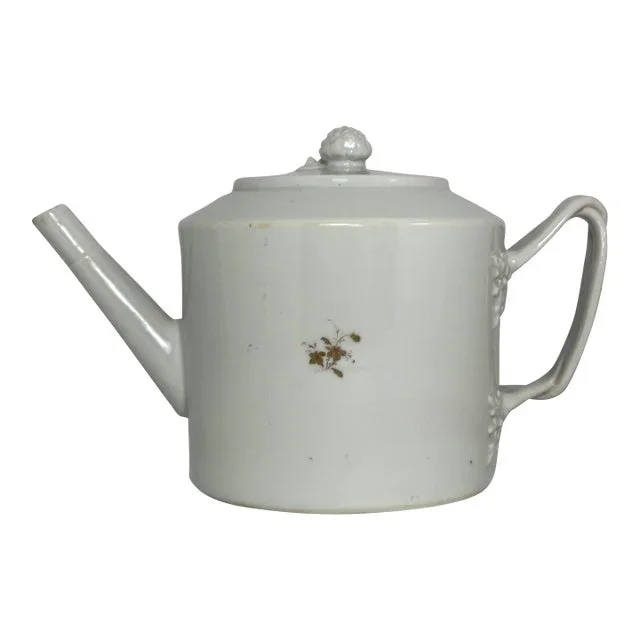 18th Century Chinese Export Drum-Style Teapot With Twisted Handle