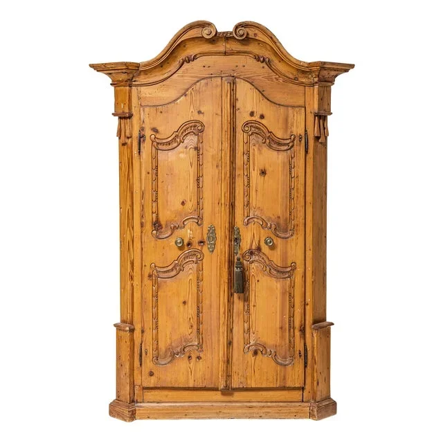 18th Century Irschenberg Softwood Wardrobe