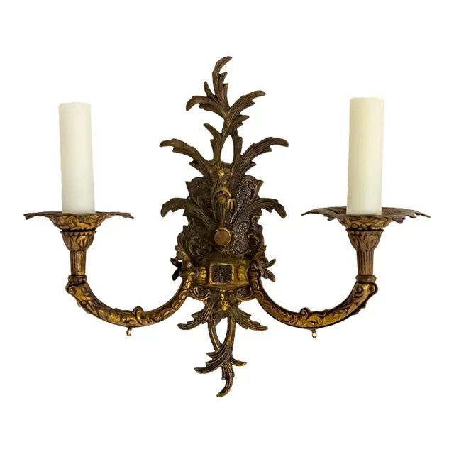 1940s Cast Brass Acanthus Leaves 2-Light Sconce