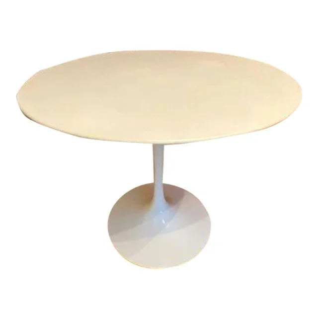1950s Knoll Eero Saarinen Round Dining Table