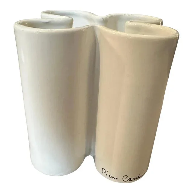1970s Mid-Century Modern White Ceramic Vase by Pierre Cardin
