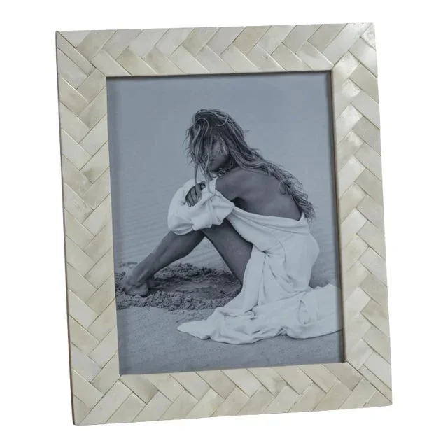 Bengkulu Bone Braided Photo Frame