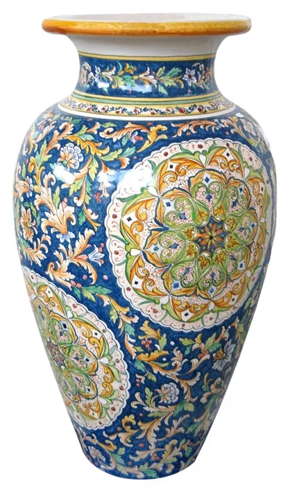 Big Vase Volute blue background