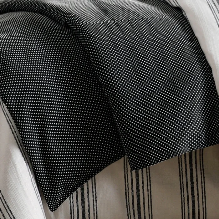 Blackberry Polka Dot Duvet, Super King
