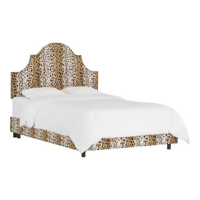California King Halsted Bed in Linen Leopard Caramel Oga