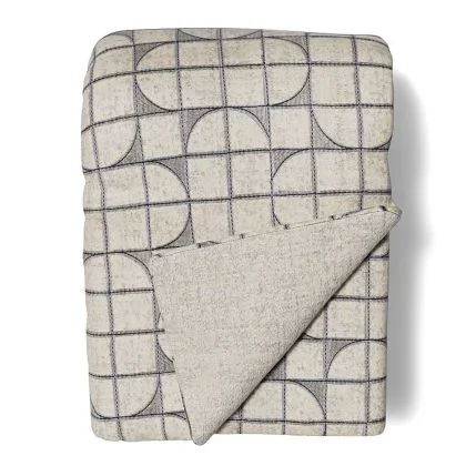 Capsule Throw by Ann Gish