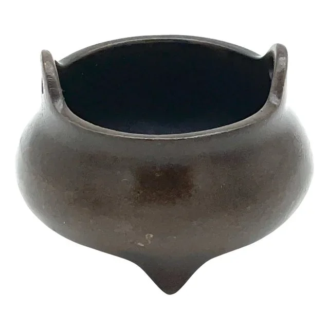 Chinese Bronze Diminutive Handled One Piece Bronze Casting Censor, Signed