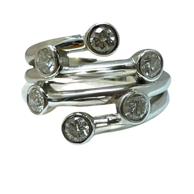Dazzling Overlapping Silver Bubble Bezel Ring With Bezel-Set Diamonds Size 5