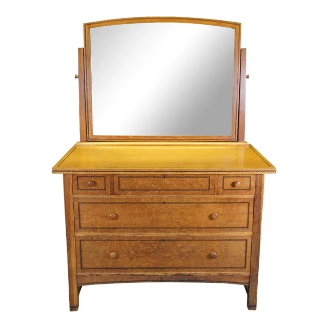 Early 20th Century Antique Northern Furniture Victorian Quarter Sawn Oak Dresser Mirror Chest Drawer