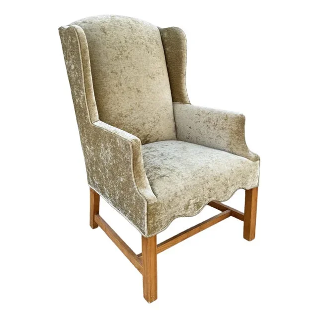 Georgian Scalloped Wingback Chair