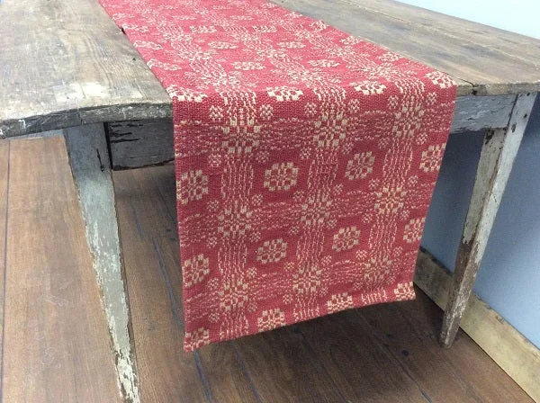 Gettysburg Red/Tan 34″ Table Square