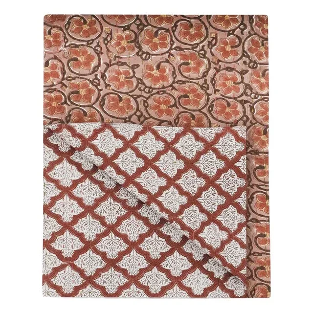Hibiscus Throw (50×60) Natural