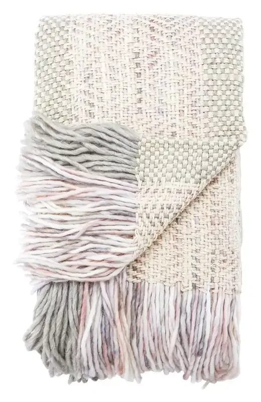 Jaipur Living Quilla Light Gray/ Cream Textured Throw