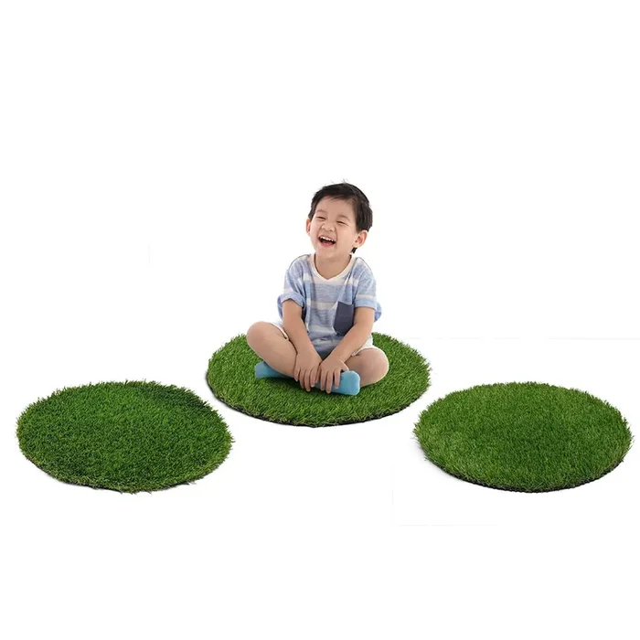 Kid Essentials Greenspace Green Area Rug – 18″ Round