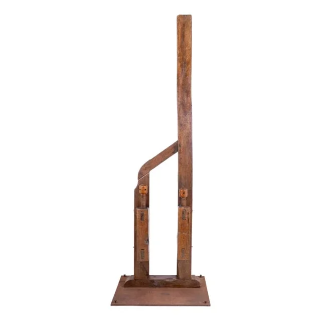 Large Oak Architectural Element