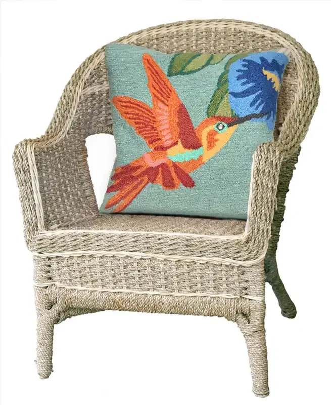Liora Manne Frontporch 1527/03 Hummingbird Sky Hand Tufted Square 18″