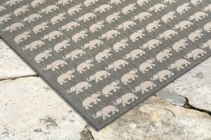 Liora Manne Terrace 1767/68 Elephants Silver Wilton Woven Area Rugs