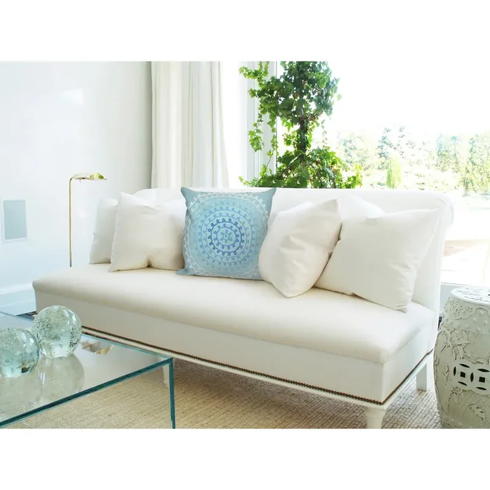 Liora Manne Visions II 4105/04 Ombre Threads Aqua Handmade Pillows