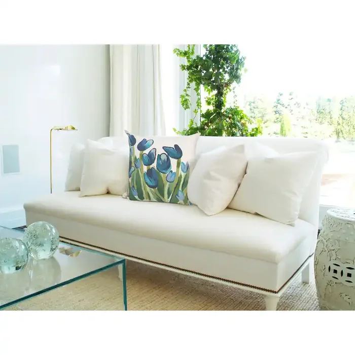 Liora Manne Visions II 4134/03 Allover Tulips Blue Handmade Pillows