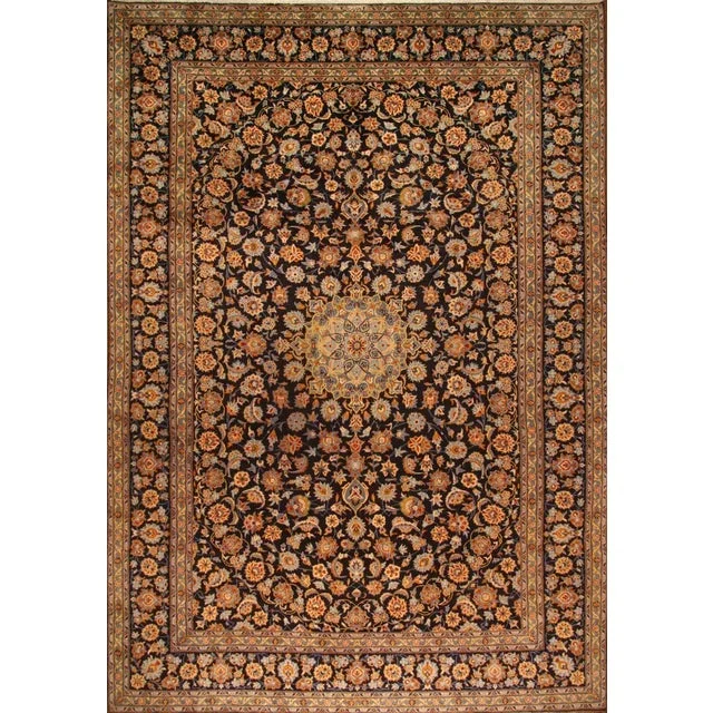 Middle Eastern Rug in Wool