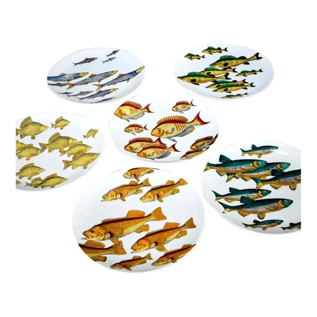 Piero Fornasetti “Pesci” Porcelain Plates, Set of Six Plates With Schools of Fish,