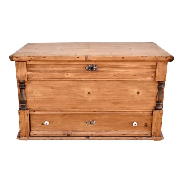 Pine Trunk or Mule Chest