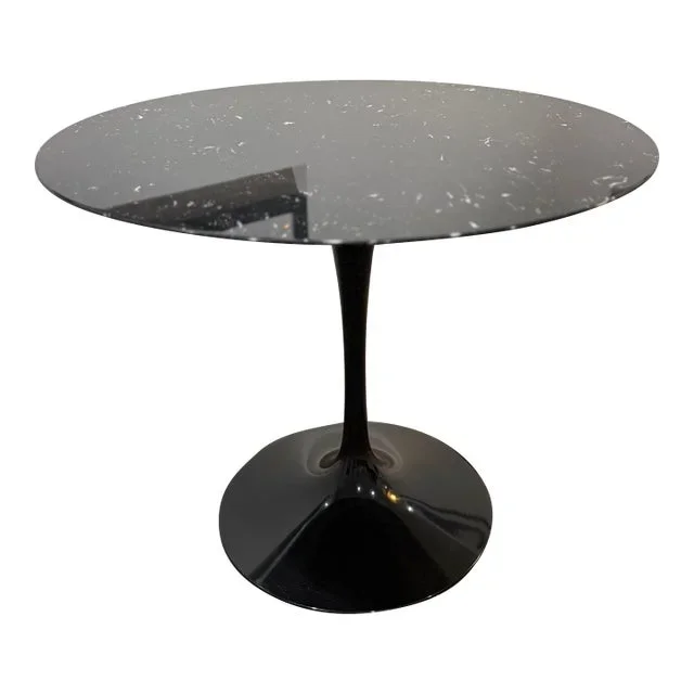 Saarinen Dining Table Round