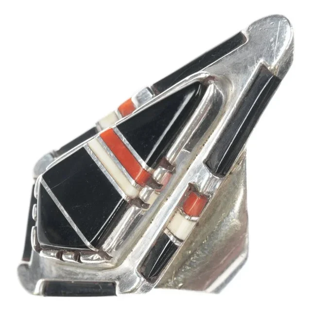sz7.5 Leo Yazzie Black Jade and coral channel inlay sterling ring