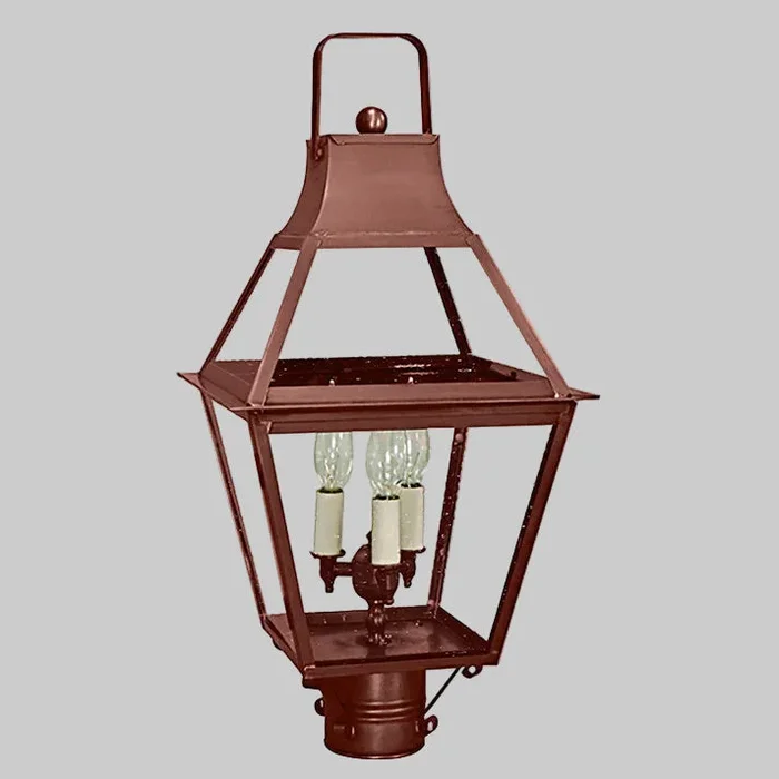 Uxbridge Post Light – Medium Antique Copper