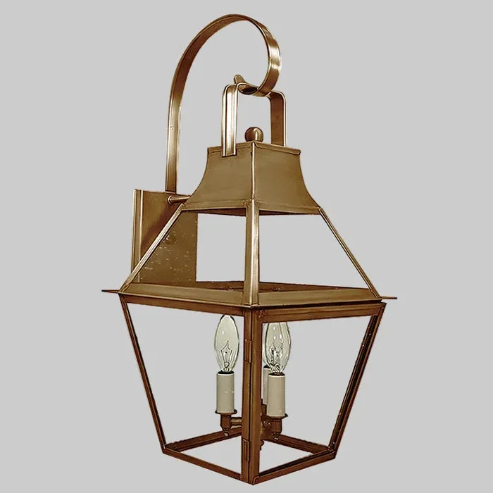 Uxbridge Wall Light – Large Antique Brass