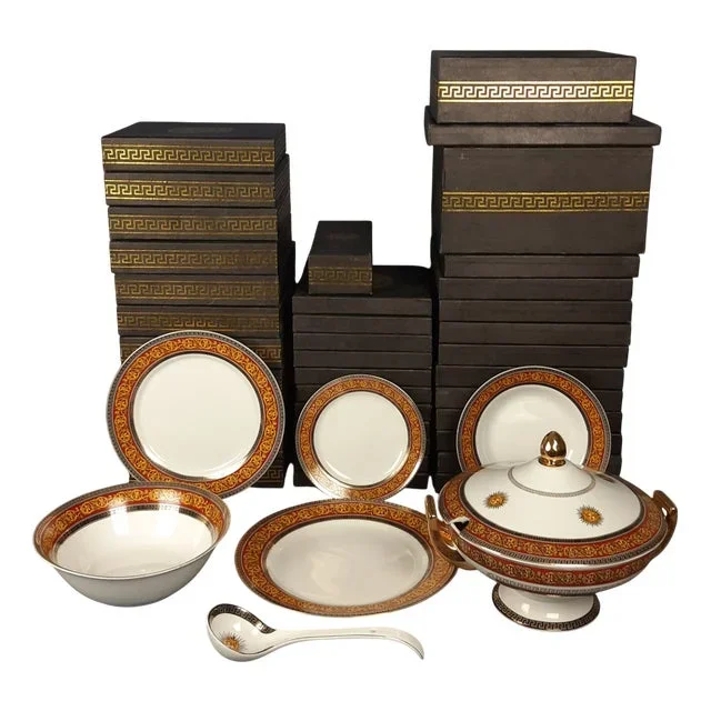 Versailles Porcelain Dinner Service, Set of 37
