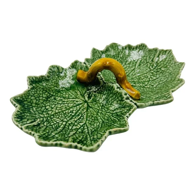 Vintage Bordallo Leaf Serving Dish