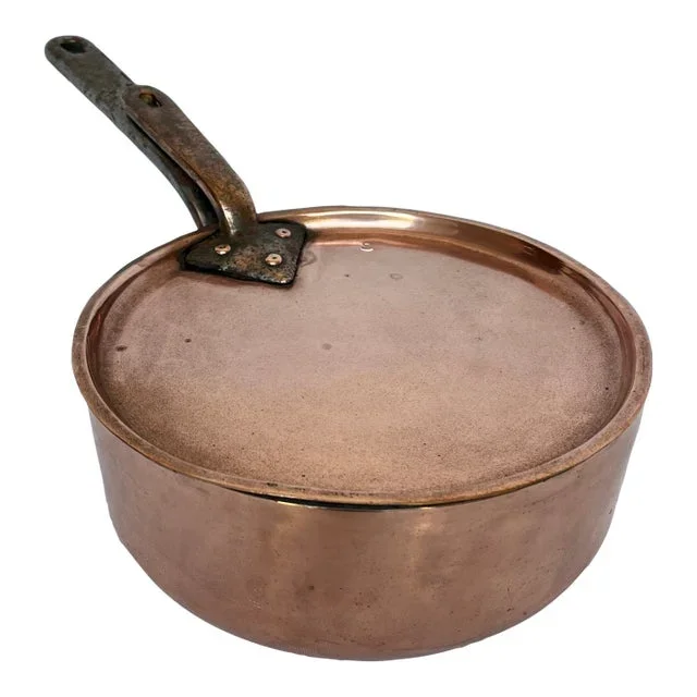 Vintage British Copper Saucepan With Lid