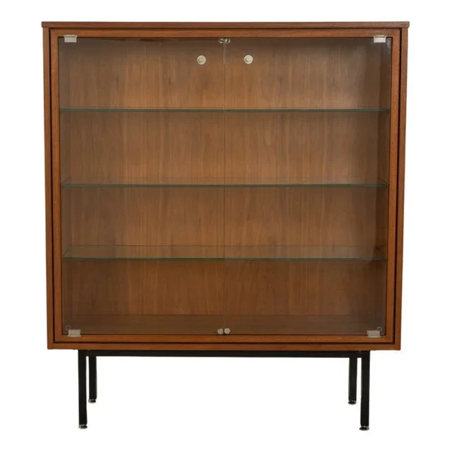 Vintage Dresser Showcase, 1960s