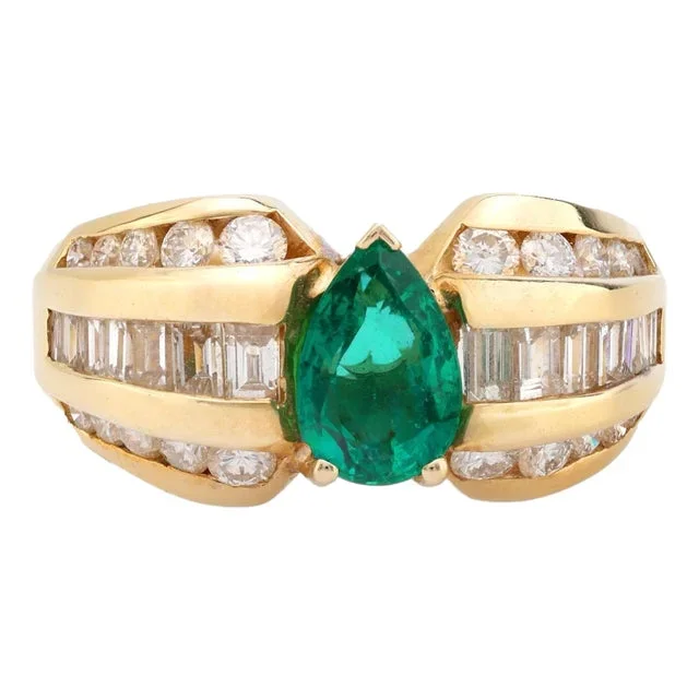 Vintage Emerald Diamond 14k Yellow Gold Ring
