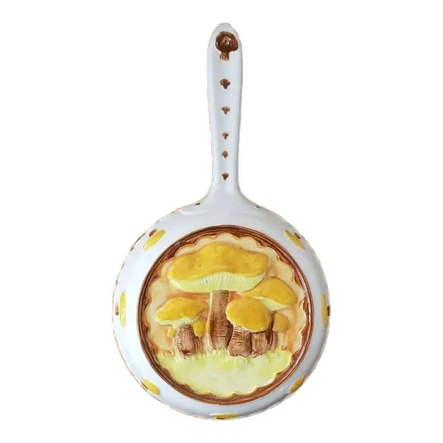 Vintage Sigma Ceramic Mushrooms, Frying Pan Mold/Wall Hanging Decor