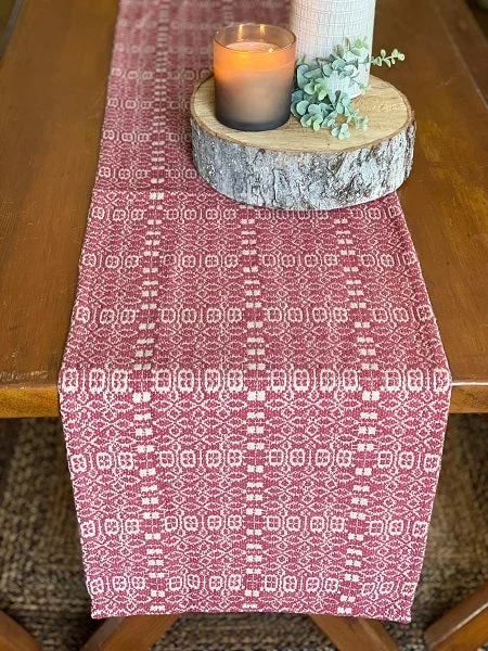Wentworth Red/Linen Long Runner